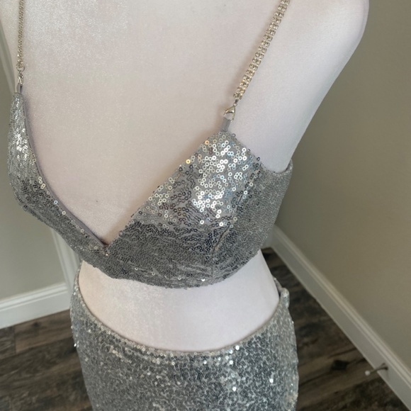 Sequin Bra Top - Picture 5 of 9